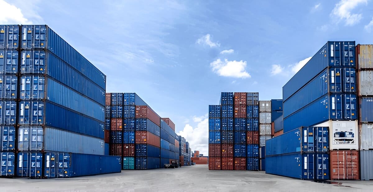 Sourcing & Marketing